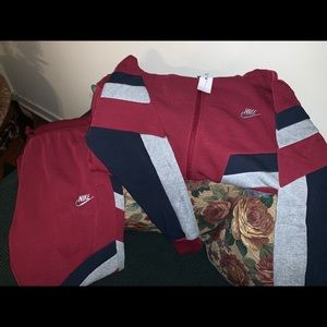 Nike jogging suit